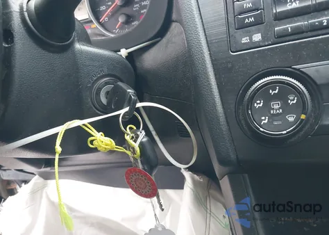 2014 Subaru Xv Crosstrek 2.0I Premium from USA, damaged, VIN JF2GPACC2EH335678